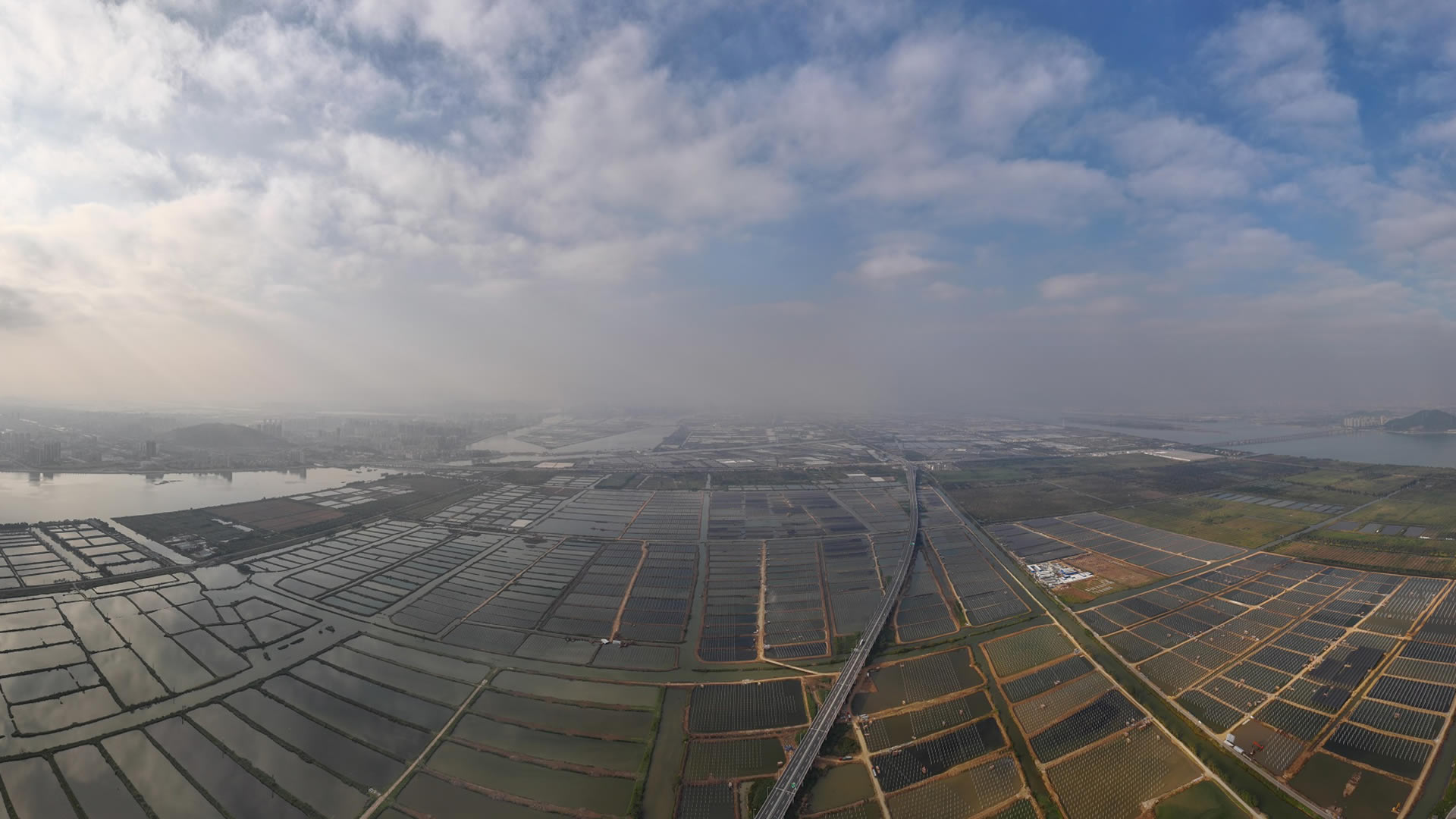 ElektrowniafotowoltaicznaAquavoltaics